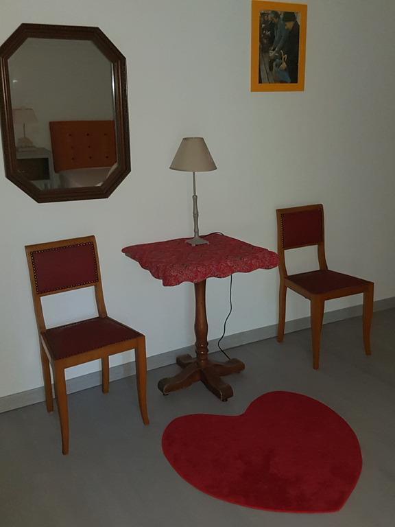 Chambres D'Hotes Au Pere Louis Labastide-du-Vert 외부 사진